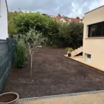 anti rhizome mini pelle creation pelouse plantation laurier andresy 78570 rp espaces verts